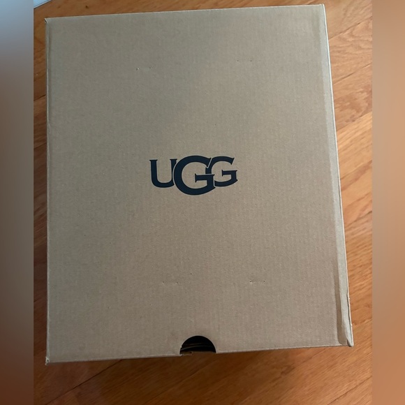 UGG GoldenGlow Tropical Pink Sandals Size 9 - Picture 4 of 12